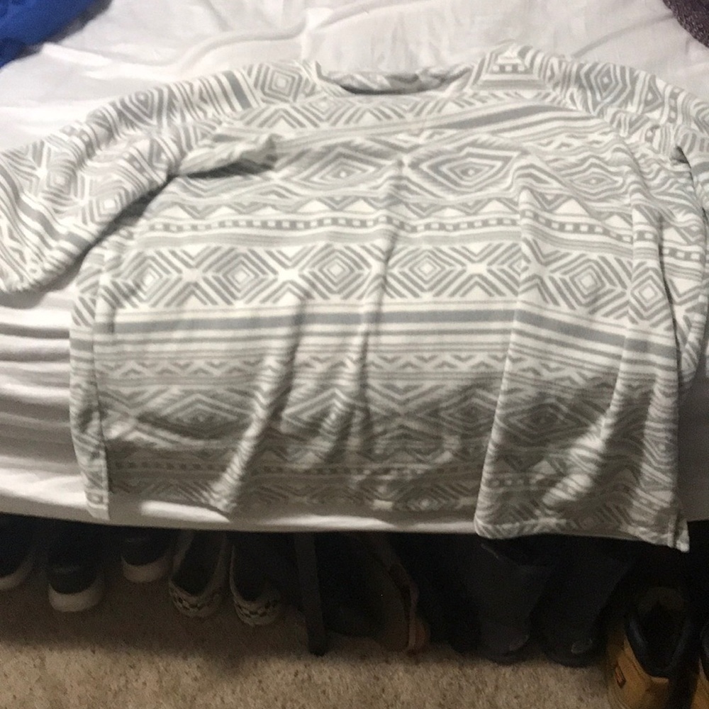 Long sleeve sweatshirt